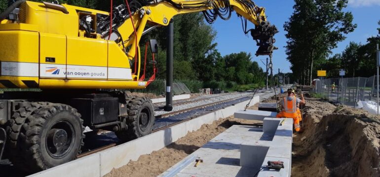 Bosch Beton - Keerwanden en perronplaten voor modernisering SUNIJ-lijn
