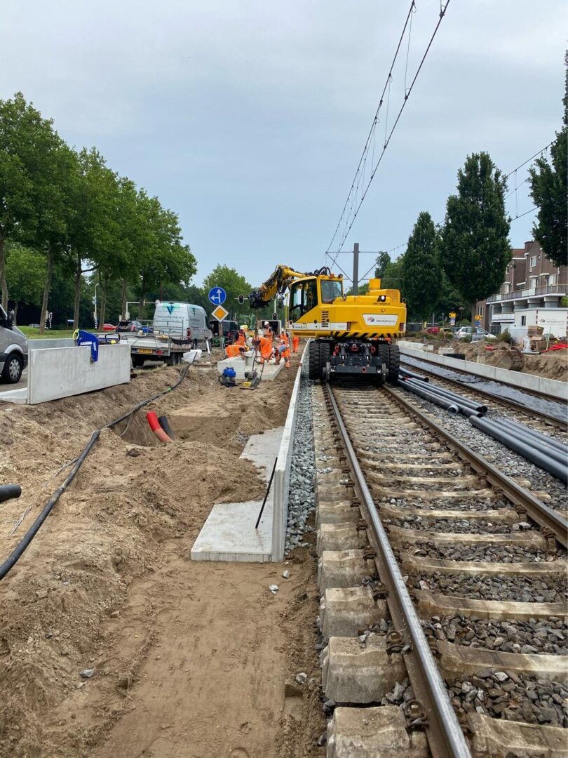 Bosch Beton - Keerwanden en perronplaten voor modernisering SUNIJ-lijn