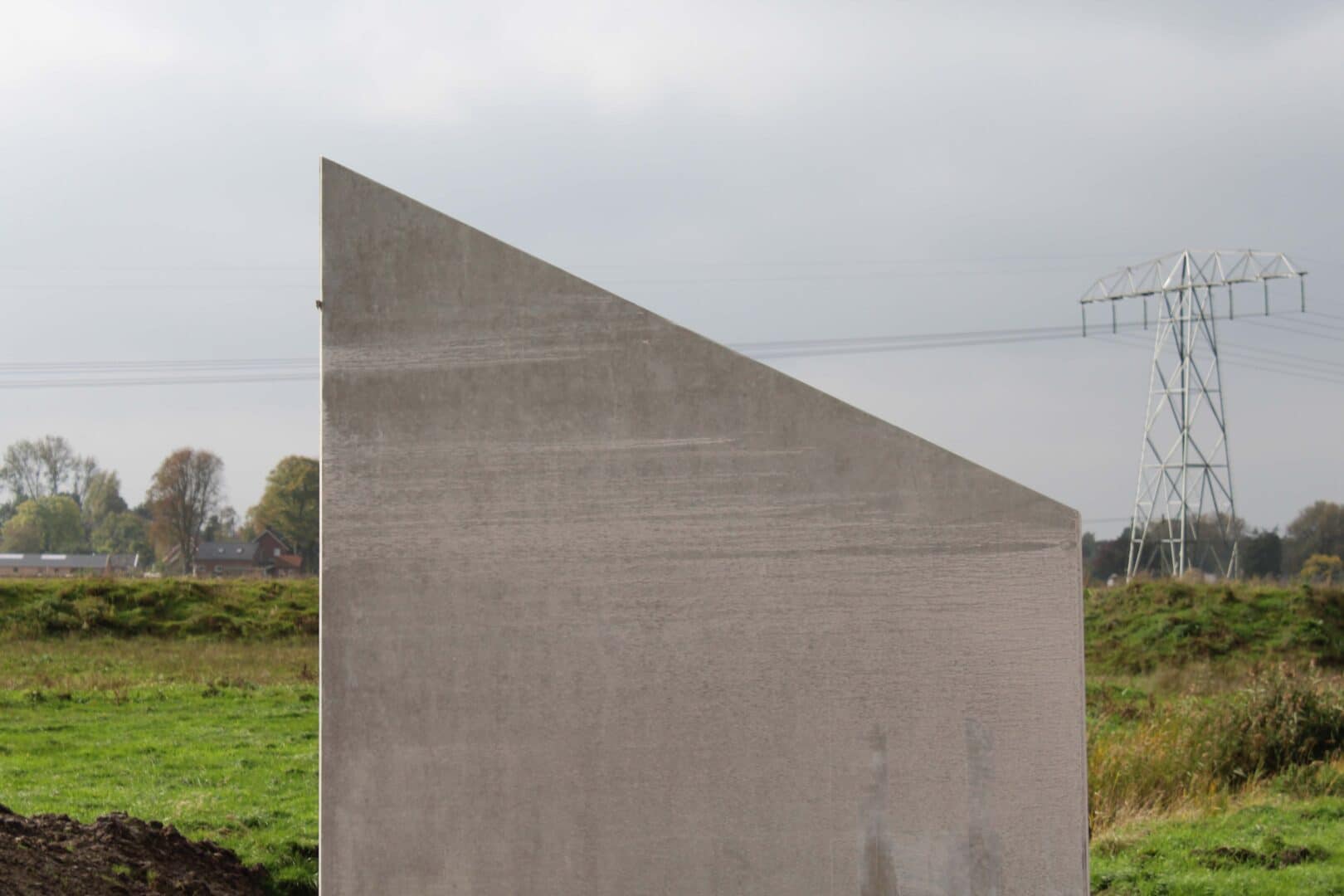 Dijk van Bosch Beton keerwanden voor rangeerstation De Vork in Haren (Groningen)