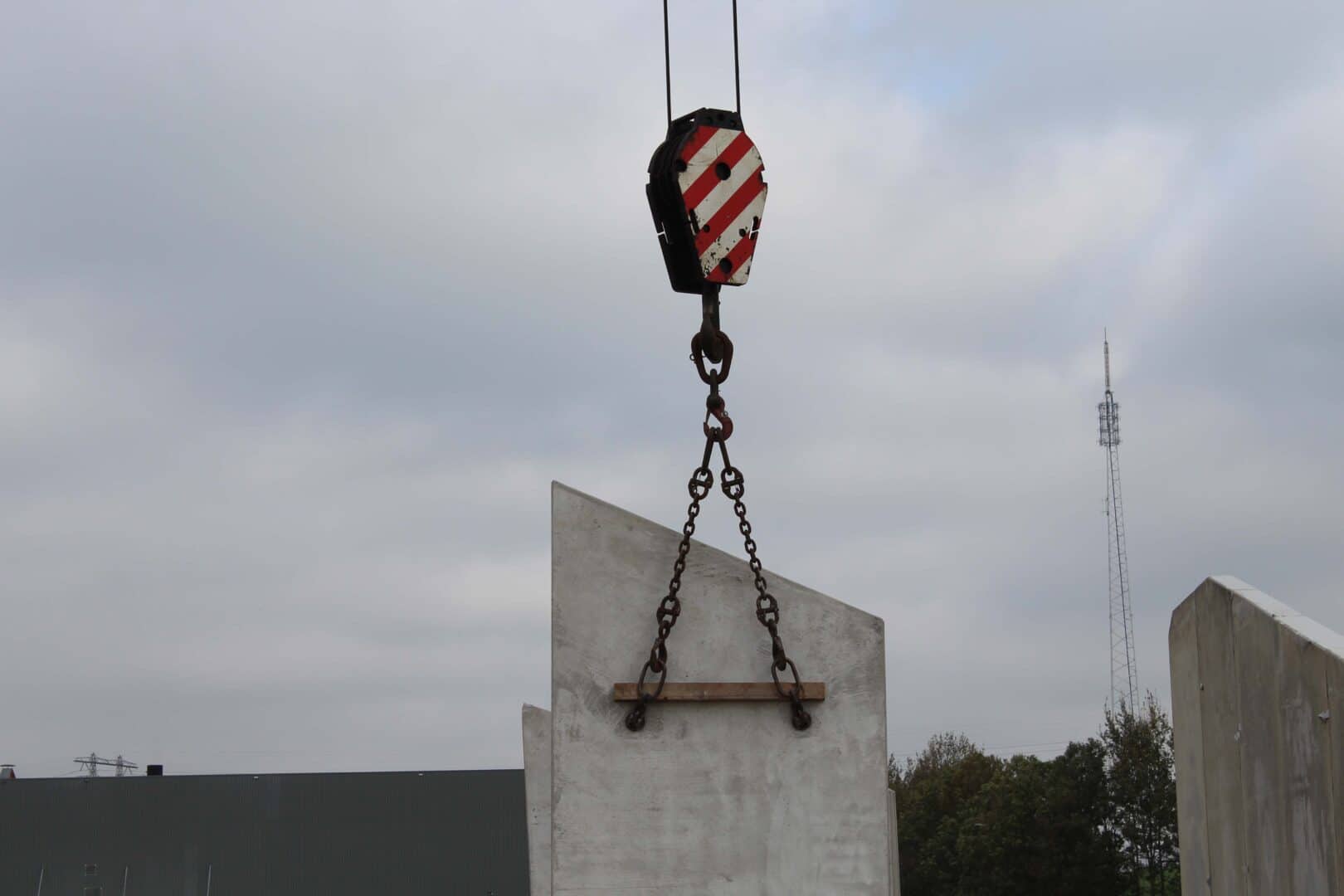 Dijk van Bosch Beton keerwanden voor rangeerstation De Vork in Haren (Groningen)