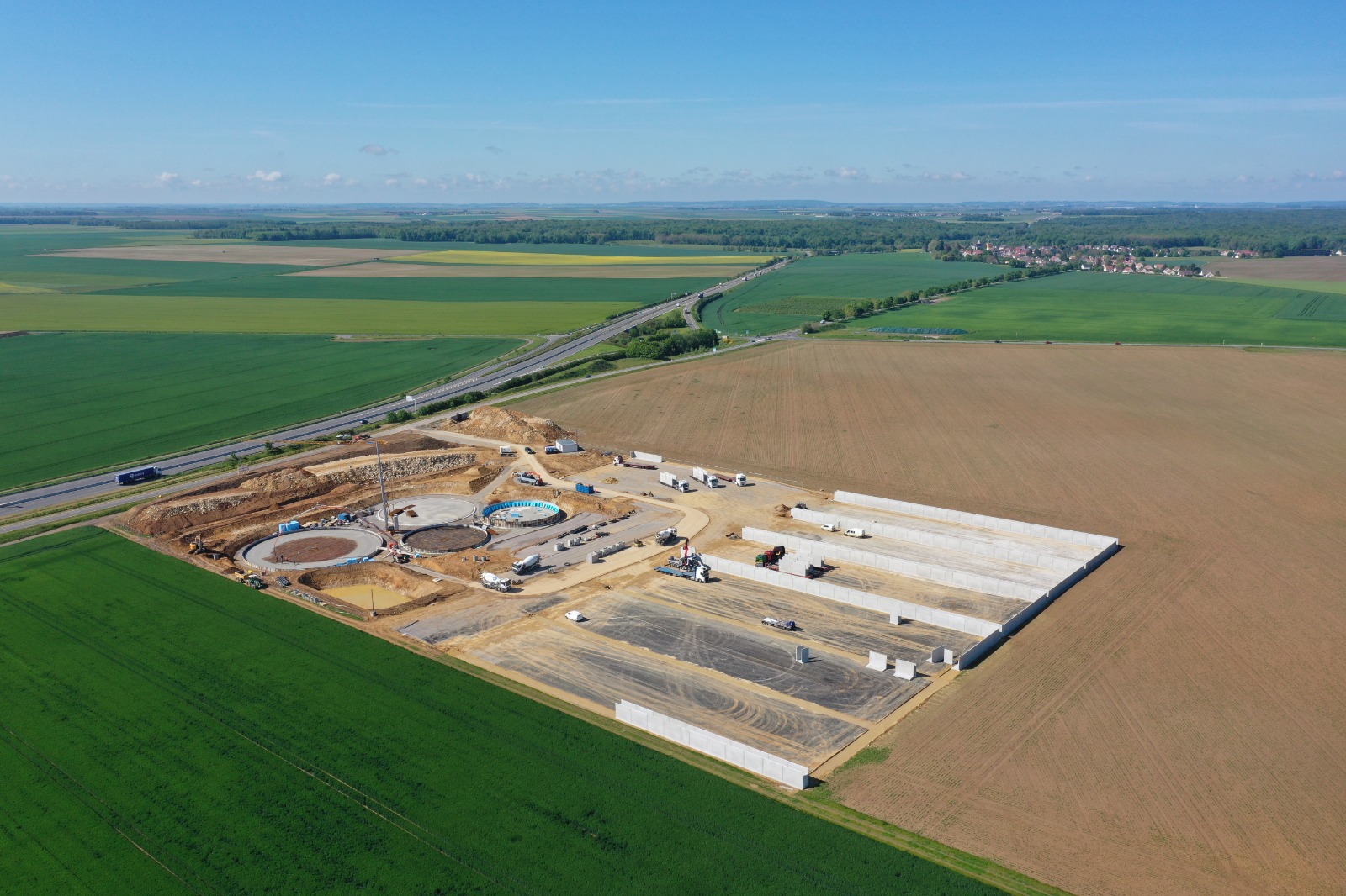 Bosch Beton - Keerwanden voor biogasproject in Lévignen, Frankrijk