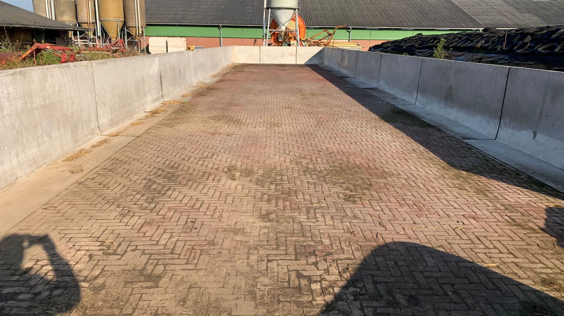 Bosch Beton - Sleufsilo's op geitenbedrijf van familie Krekels in Baexem (Limburg)