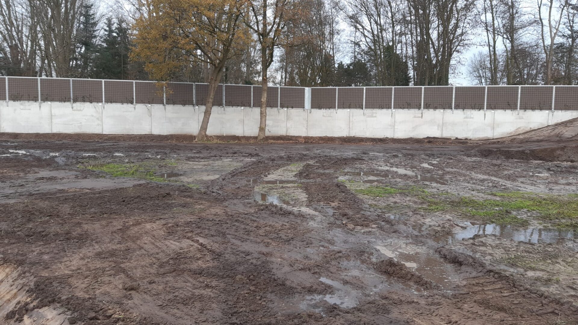 Bosch Beton - Keerwanden met kokowall als geluidswand en terreinafscheiding in Boxtel