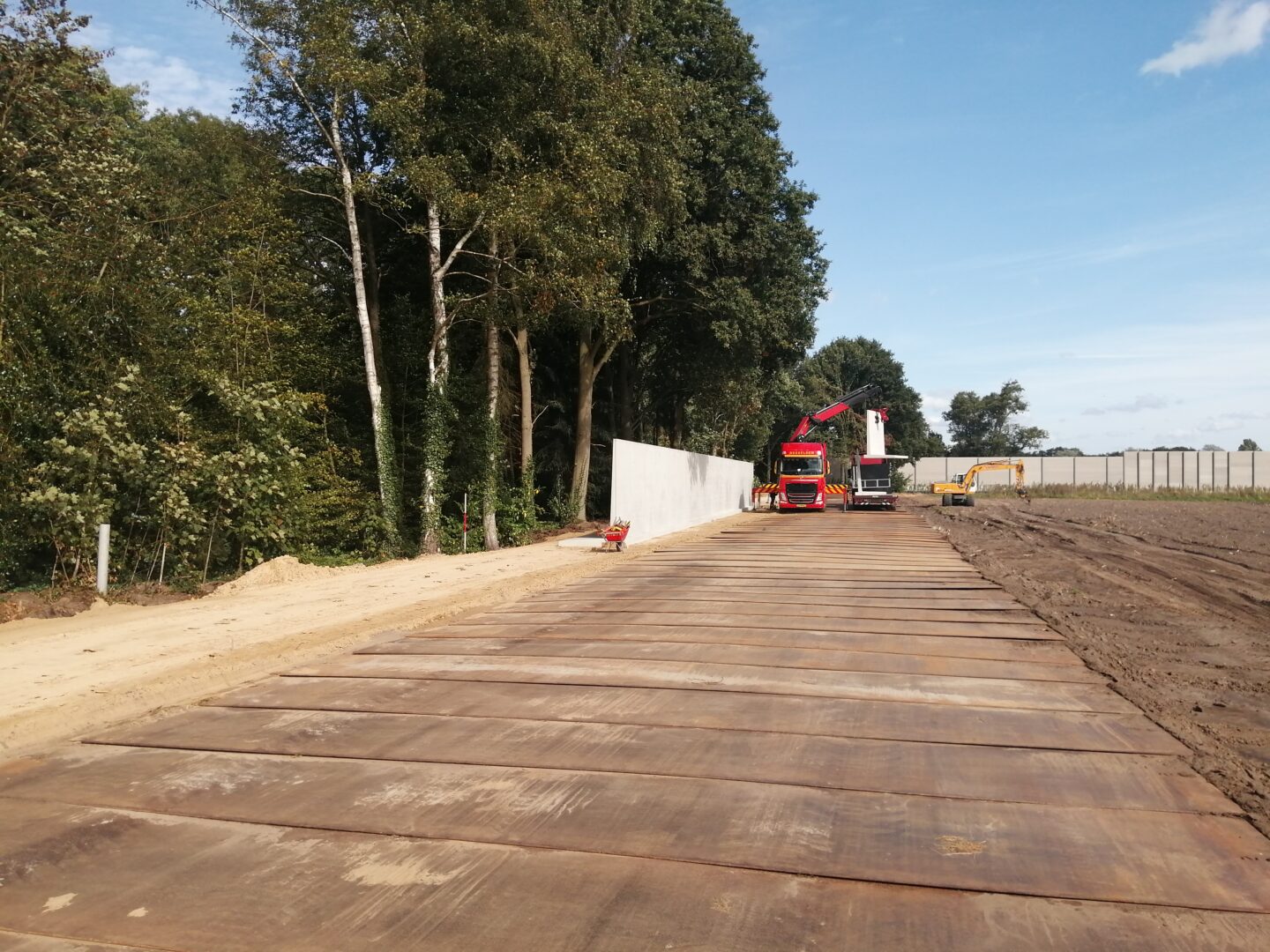 Bosch Beton - Keerwanden met kokowall als geluidswand en terreinafscheiding in Boxtel