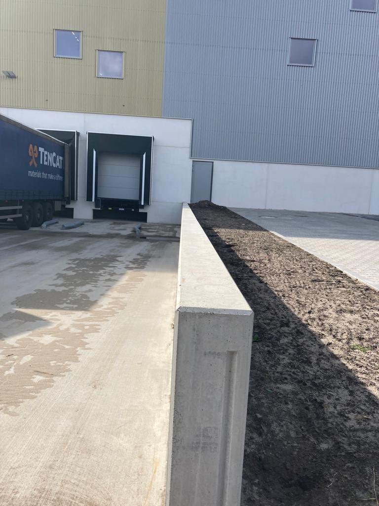 Bosch Beton keerwanden bij XL Distributiecentrum Heylen in Almelo